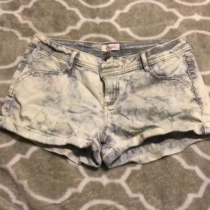 Women’s shorts